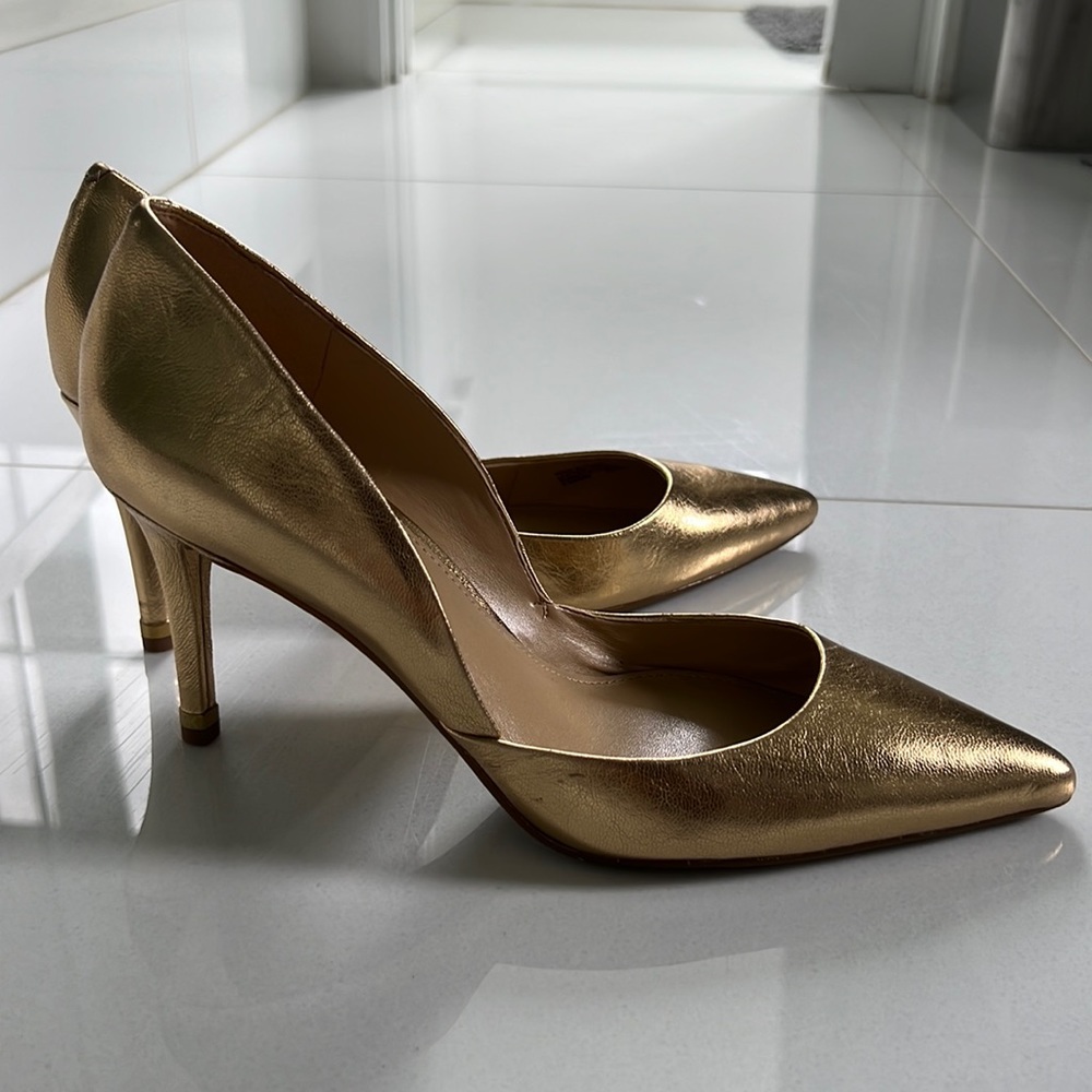 Michael Kors, US size 8.5, pale gold heels/pumps.